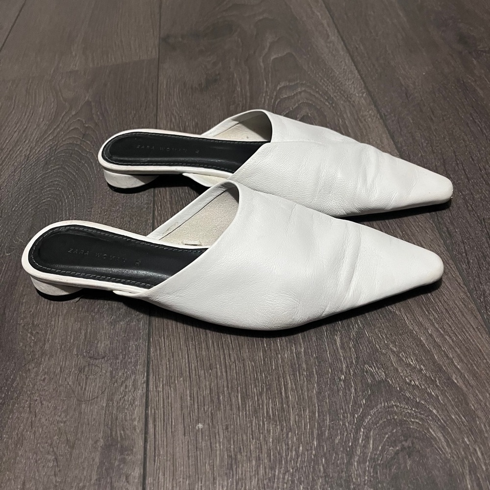 Zara White Leather Pointed-Toe Mule